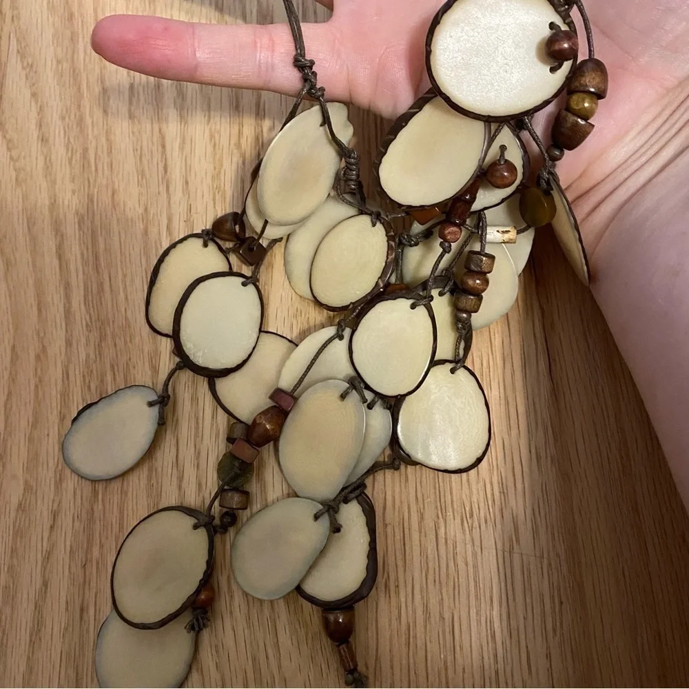 TAGUA WOMEN'S IVORA ILIANA NECKLACE Brown Cream Dangle Boho